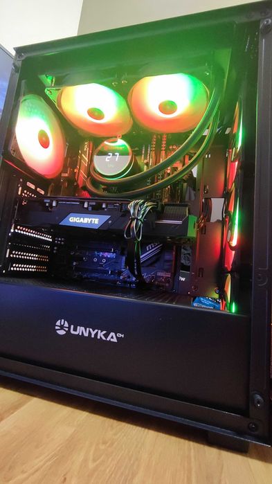 PC Gaming | Ryzen 9 3900 | RX 5700XT