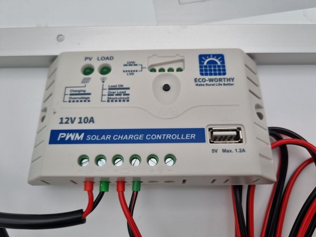 Сонячна панель eco-worthi 10W з контроллером 12V 10A