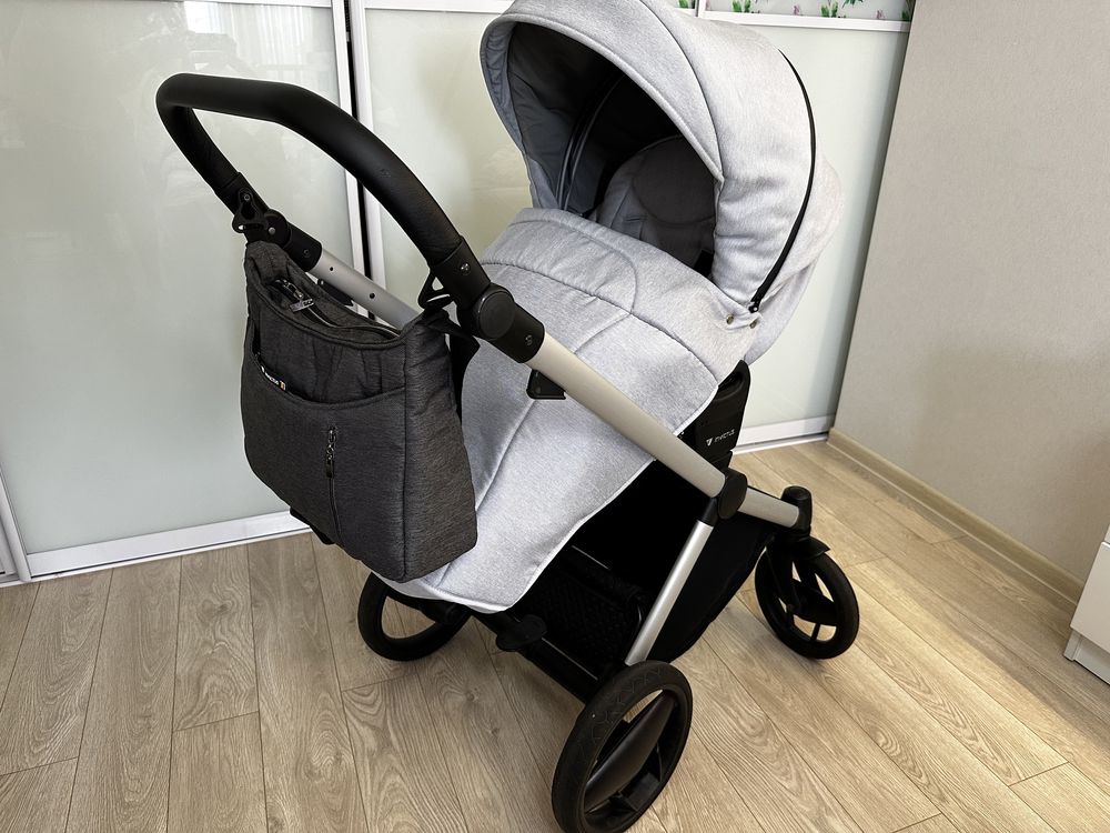 Коляска 2в1 Invictus v pram sport seat