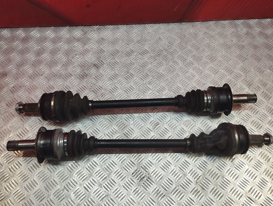 Полуось задняя Віто 639 приводной вал шрус Mercedes Vito W639