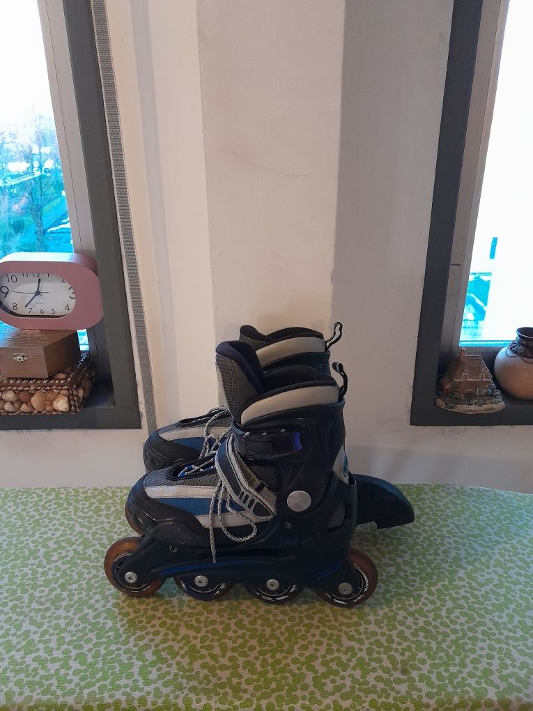 Vendo Patins em Linha SPORT ZONE muito bonitos como novos