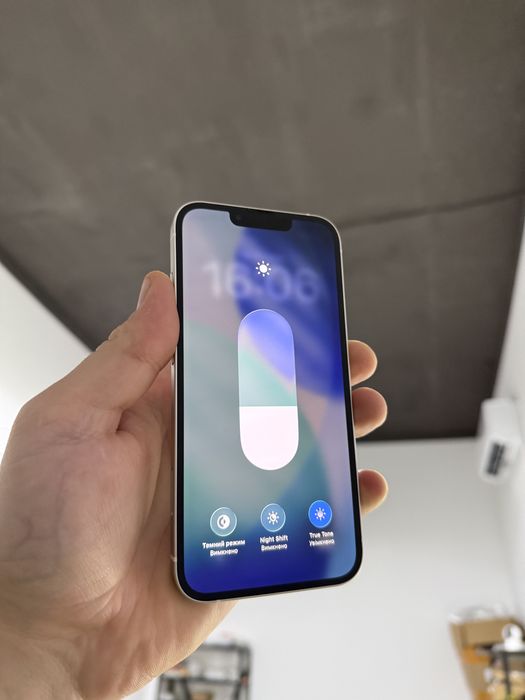 Apple iphone 13 256 gb білий як новий айфон 13