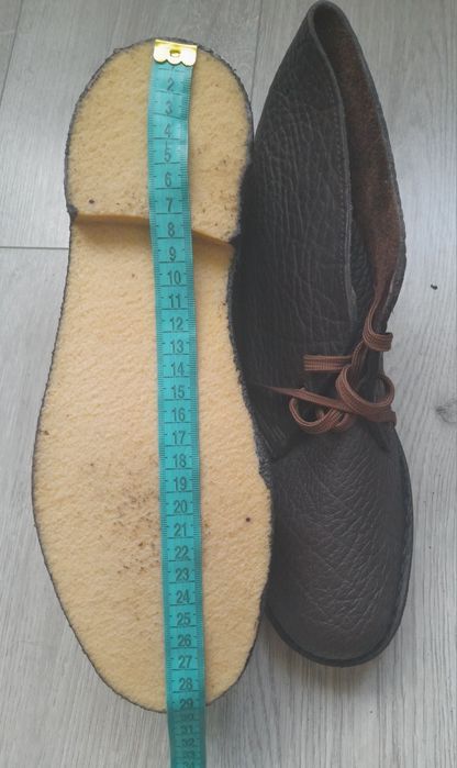 Чоловіче взуття.