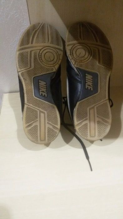 Футзалки 38 розмір шкіряні