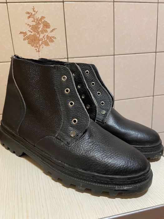 Ботики рабочие новые