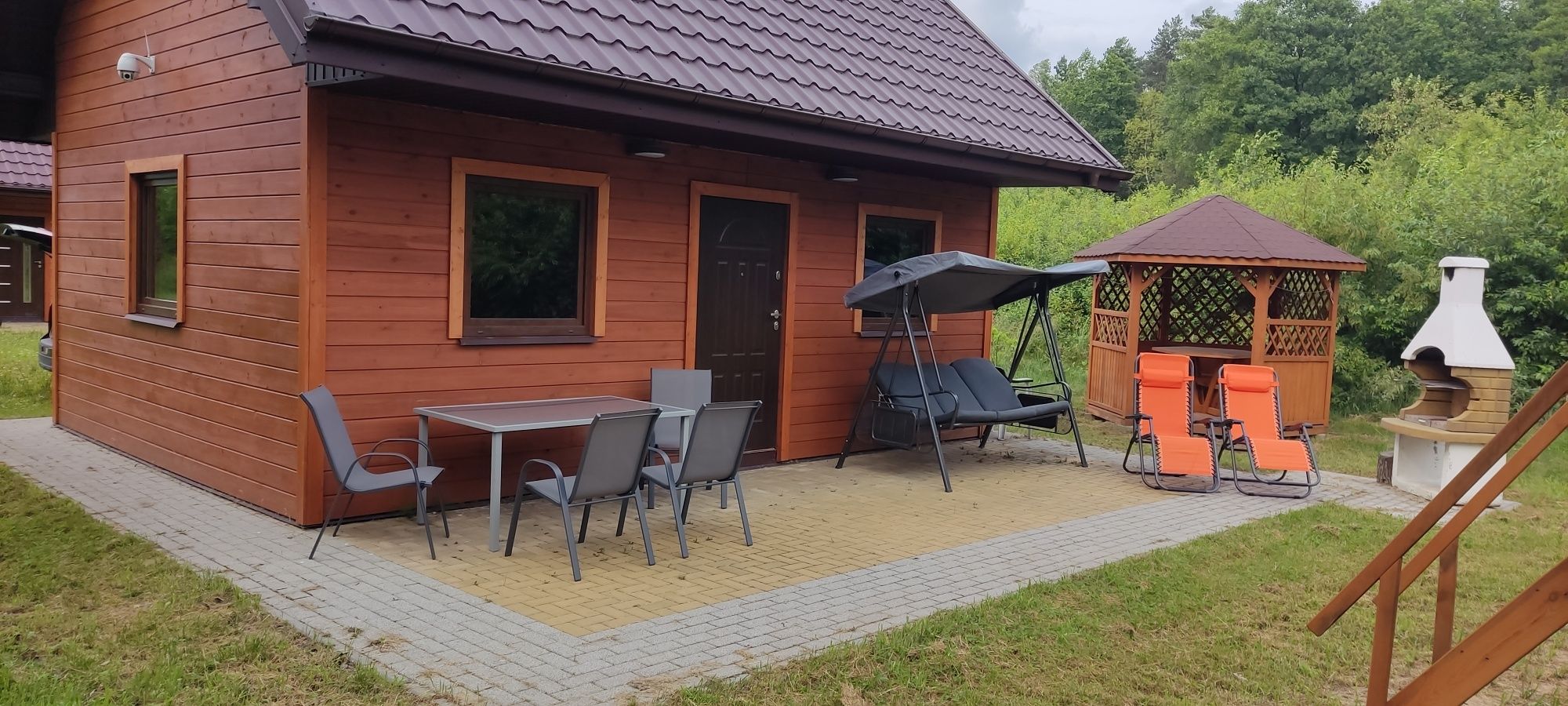 Domek blisko plaży,  jezioro Zagłębocze,  Lejno