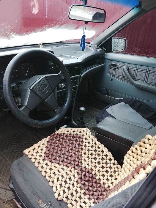 Продам авто . Усі питання за номером мобільного