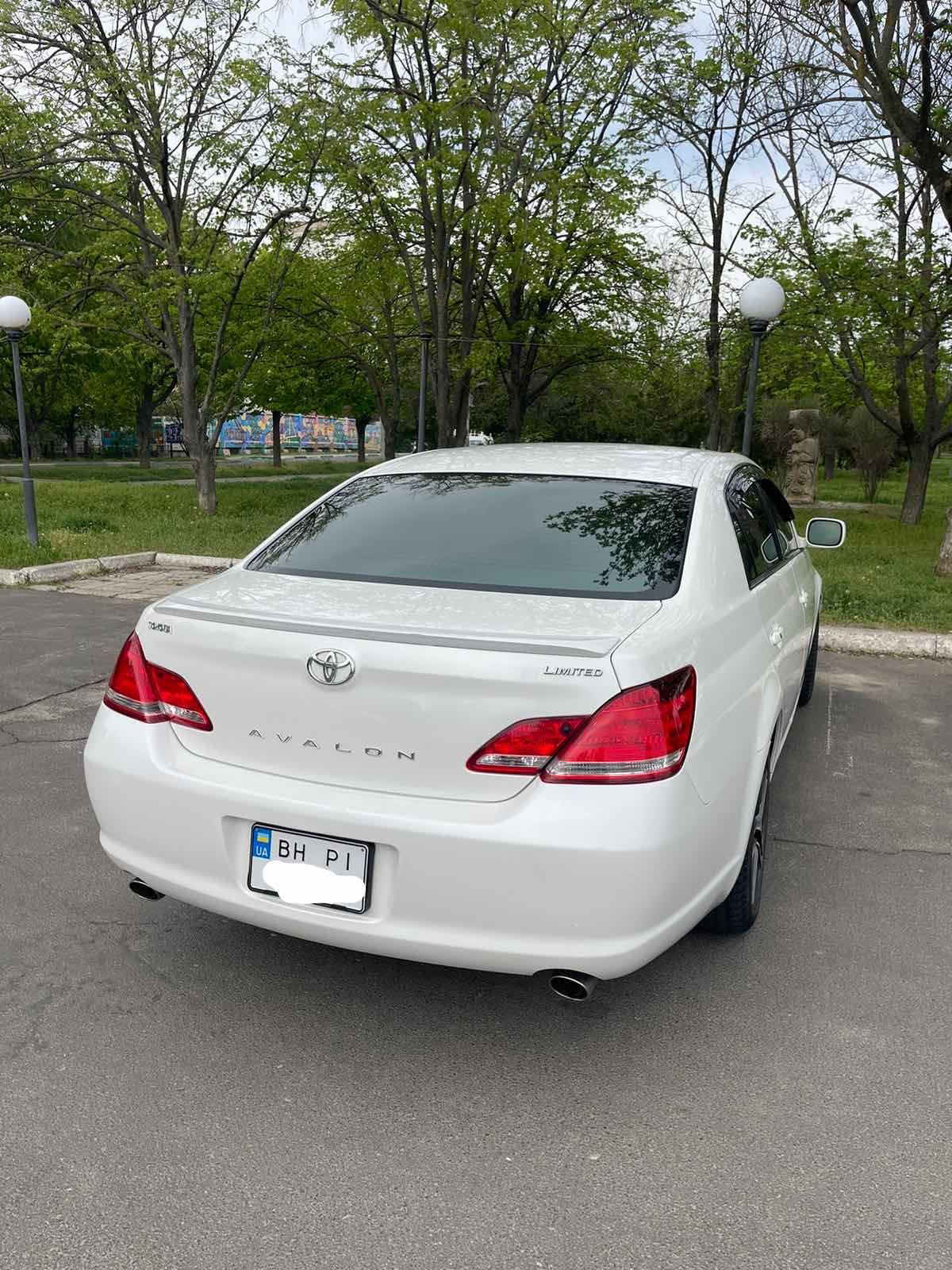 Toyota Avalon 2006