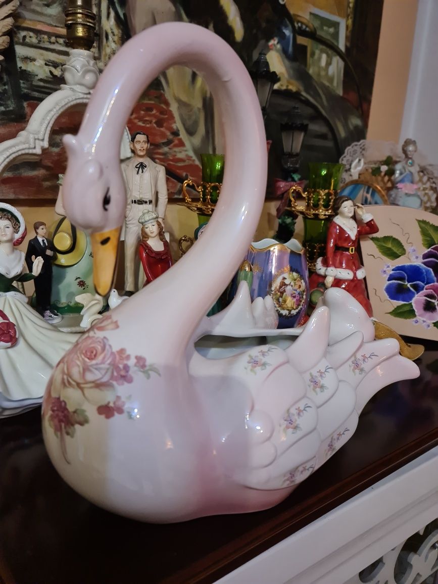 Porcelanowa oslonka na kwiaty