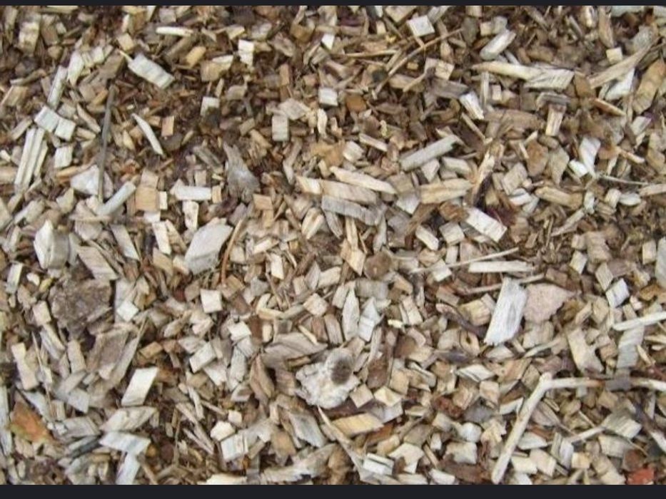 Rębak rozdrabniacz gałęzi