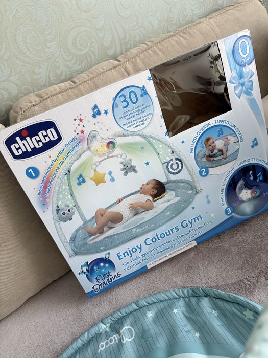 Розвиваючий килимок 3 в 1 Chicco Enjoy Colours з проектором-нічником