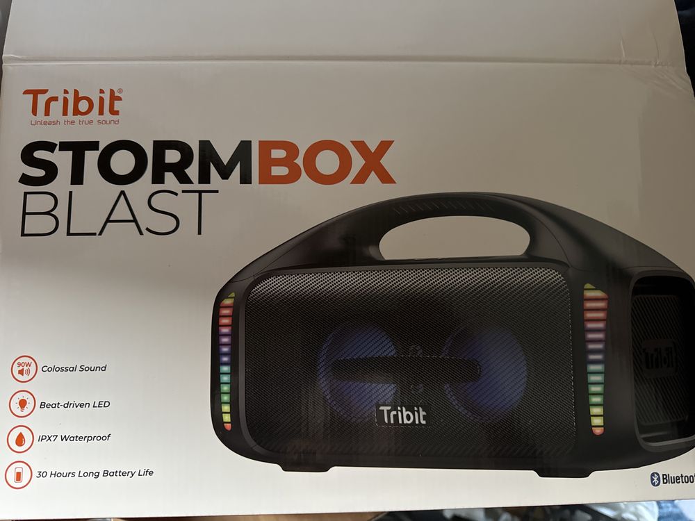 Tribit StormBox Blast  jbl TOP