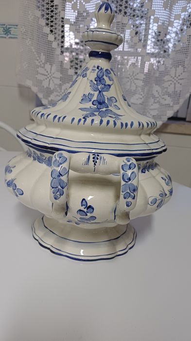 Terrina antiga porcelana