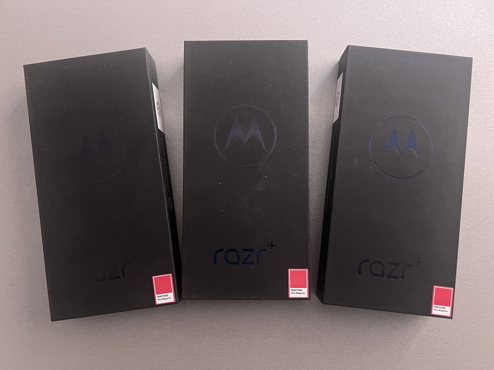 Смартфон Motorola Razr Plus 2023 8/256GB