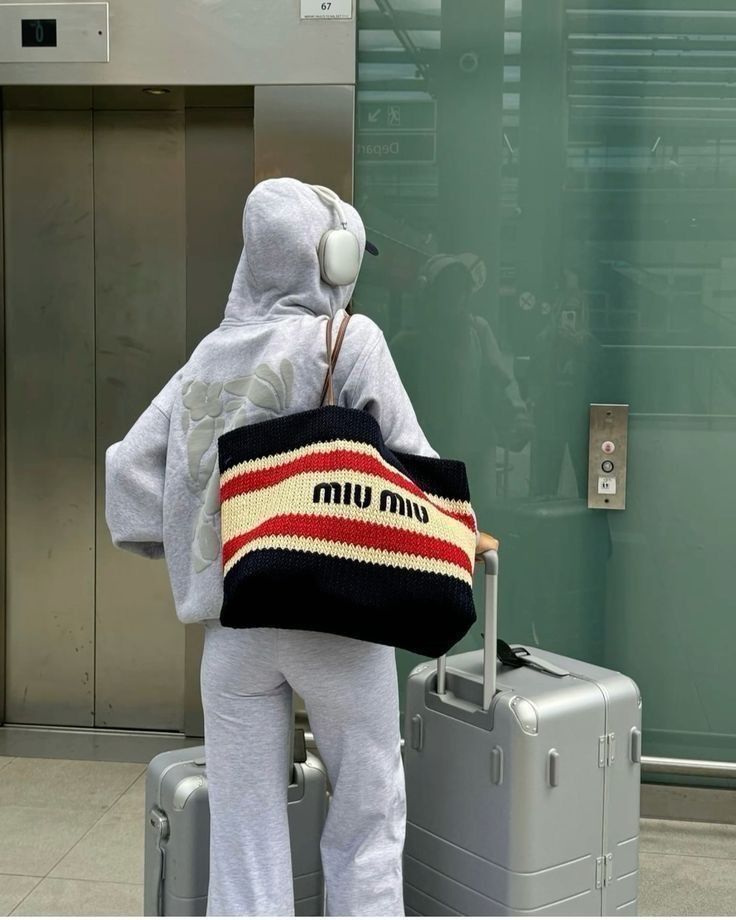 Сумка-Кроше Miu miu crochet bag солома та шкіра в кольорах 2025 тренд