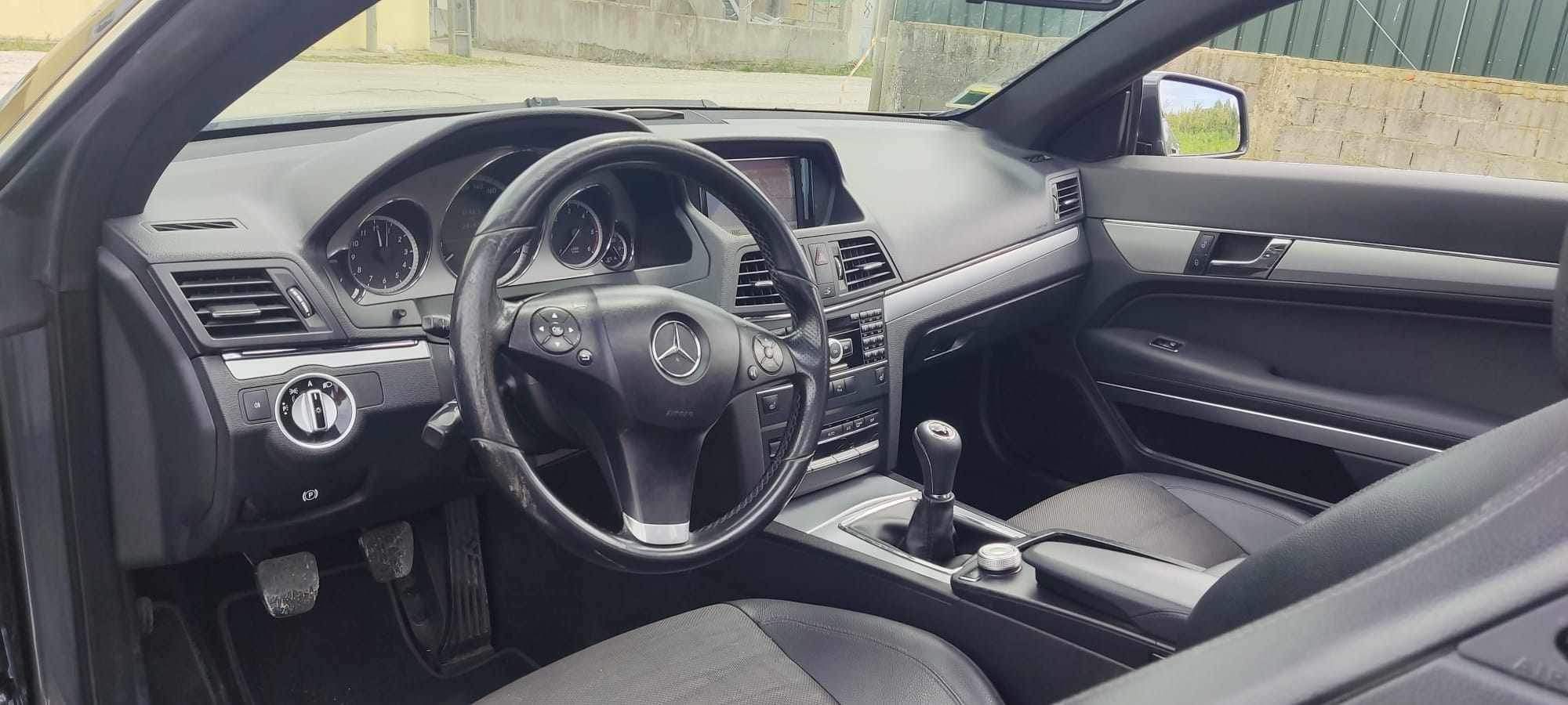 Mercedes E220 coupe biturbo