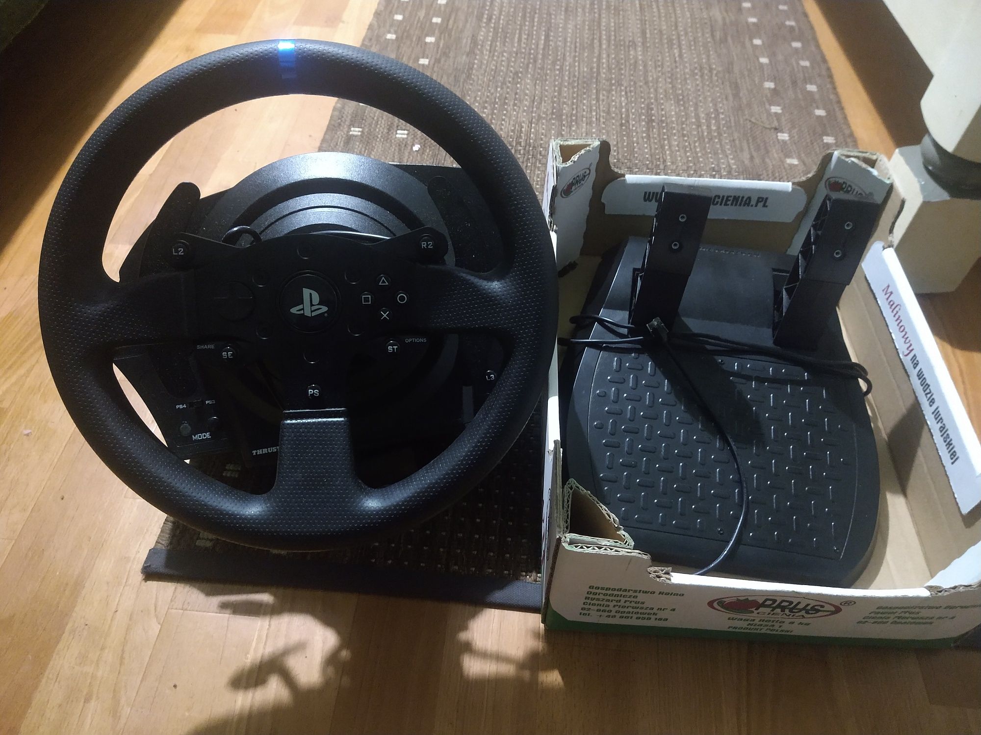 Thrustmaster  RS T300 Kierownica i pedała do ps 3 i PS4