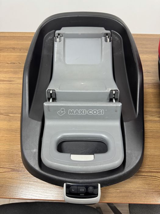 Автокрісло Maxi Cosi Pearl + база FamilyFix
