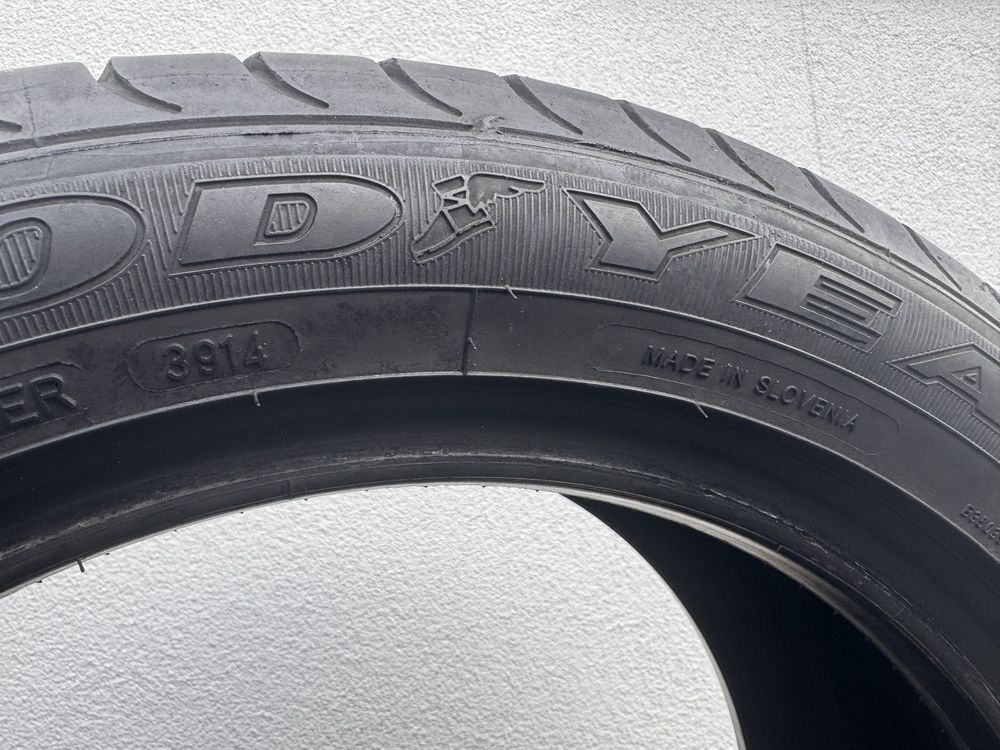 Літні шини 215/50R17 Goodyear EfficientGrip. Прот:7.3мм. Пара.