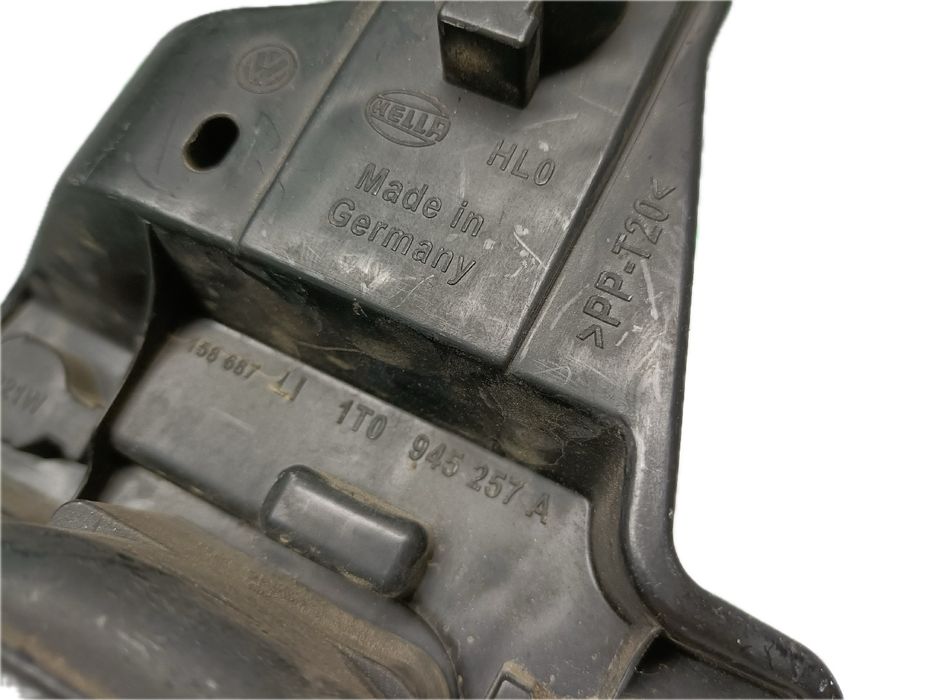 Suporte lâmpada esquerdo VOLKSWAGEN Touran (1T)