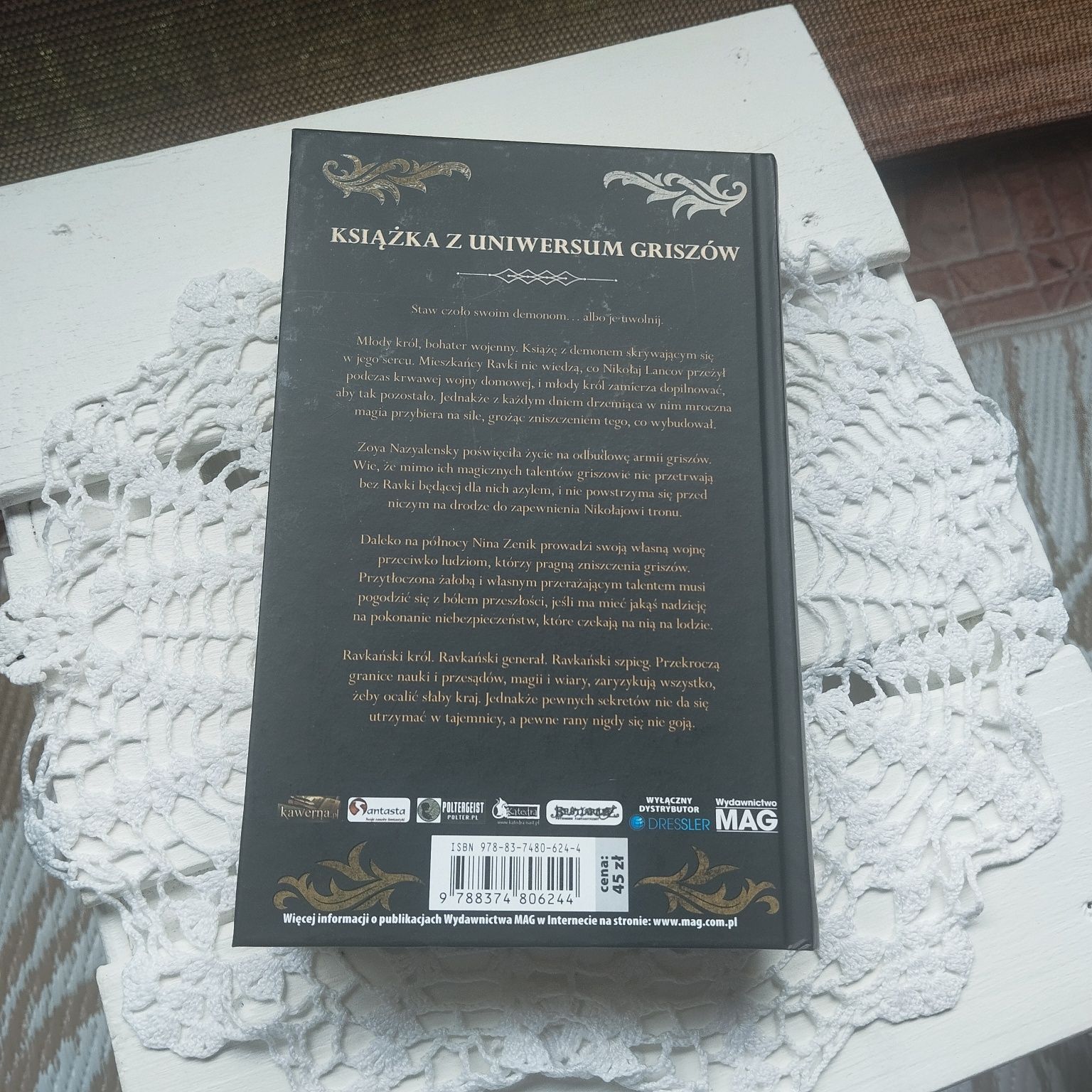 Król z bliznami Leigh Bardugo