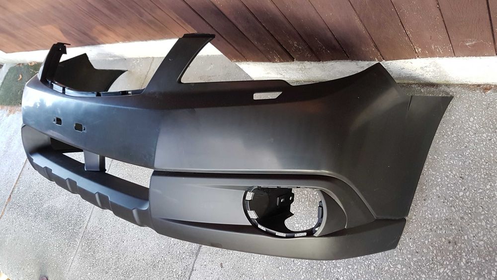 Zderzak przedni Subaru Outback 09-13
