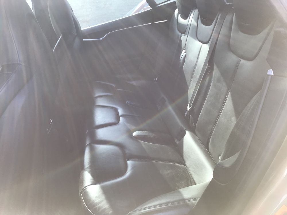 Tesla model S 70D