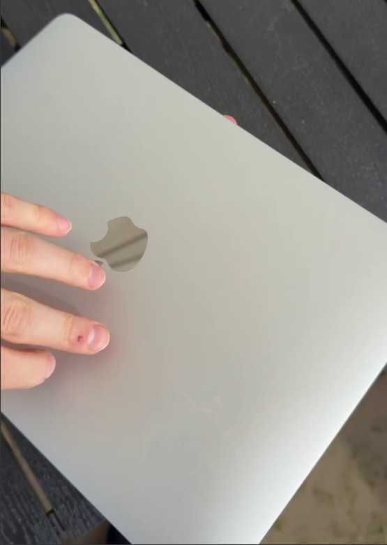 MacBook Pro Core I5 16/256 Гб (2017)