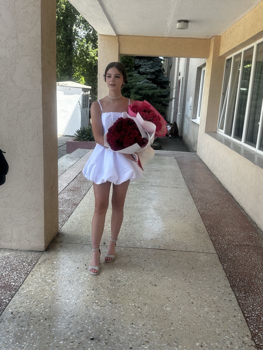 Сукня-балон з щільного сатину. Вечірня, весільна, нарядна сукня