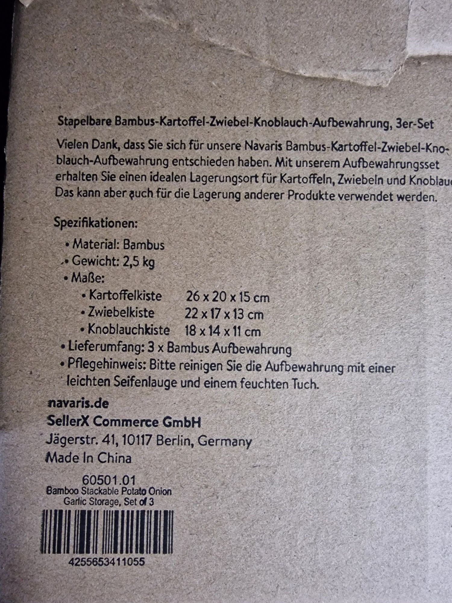 Zestawa skrzynek  do kuchni.
Skrzynki są  bam