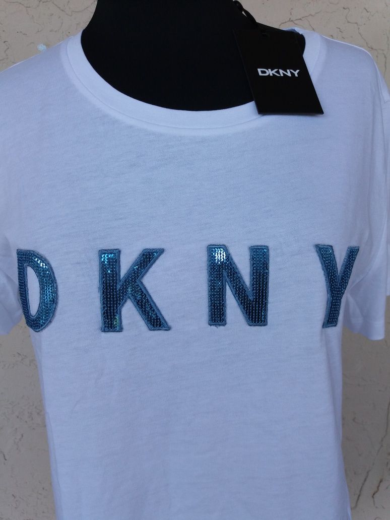 T-shirt   DKNY   Roz. L    Oryginał