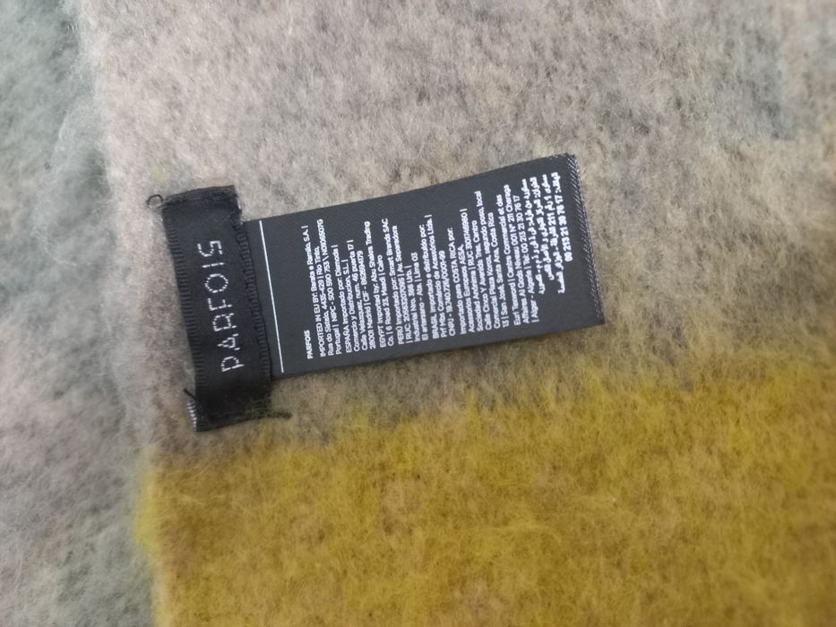 Cachecol grande da PARFOIS. Novo