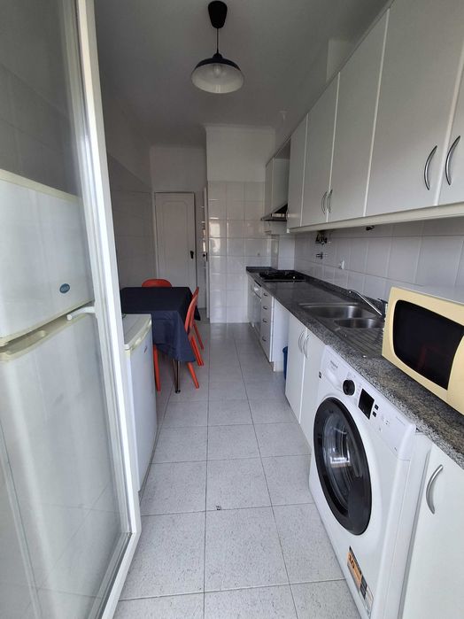 3 Assoalhadas nas Avenidas Novas para ESTUDANTES