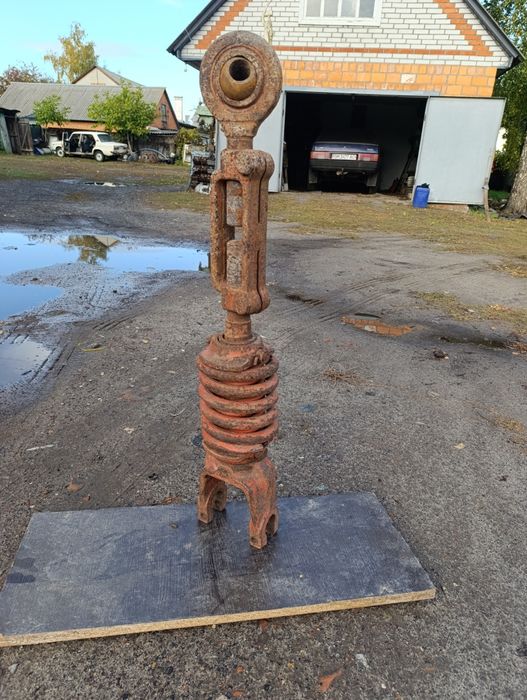 Продам головний винт Т-150к