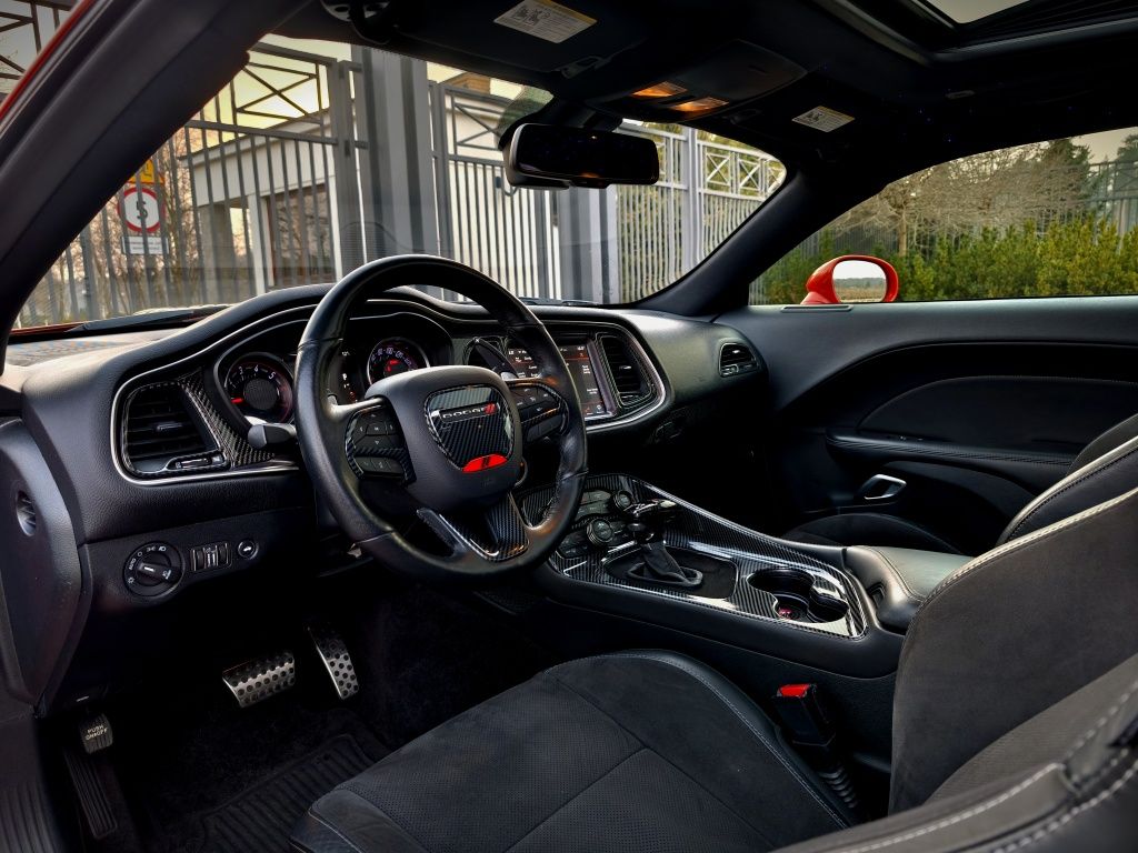 Dodge Challenger 6.4 Scat Pack Shaker Go Mango Pomarańczowy Brembo