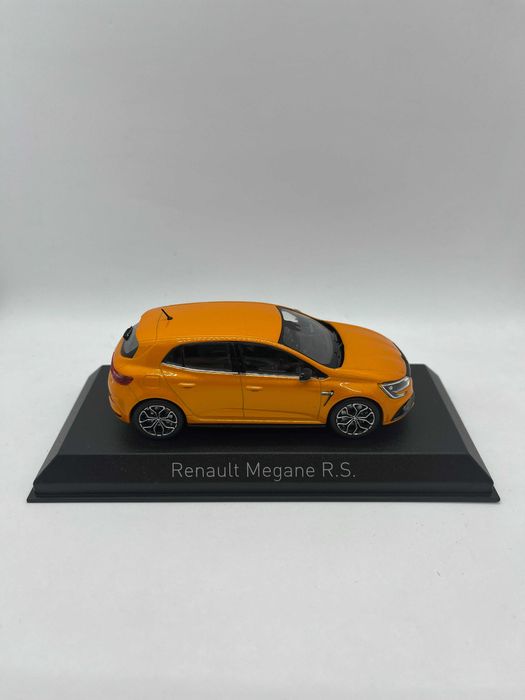 NOREV Renault Megane RS 2017 orange 517726  1:43 1/43