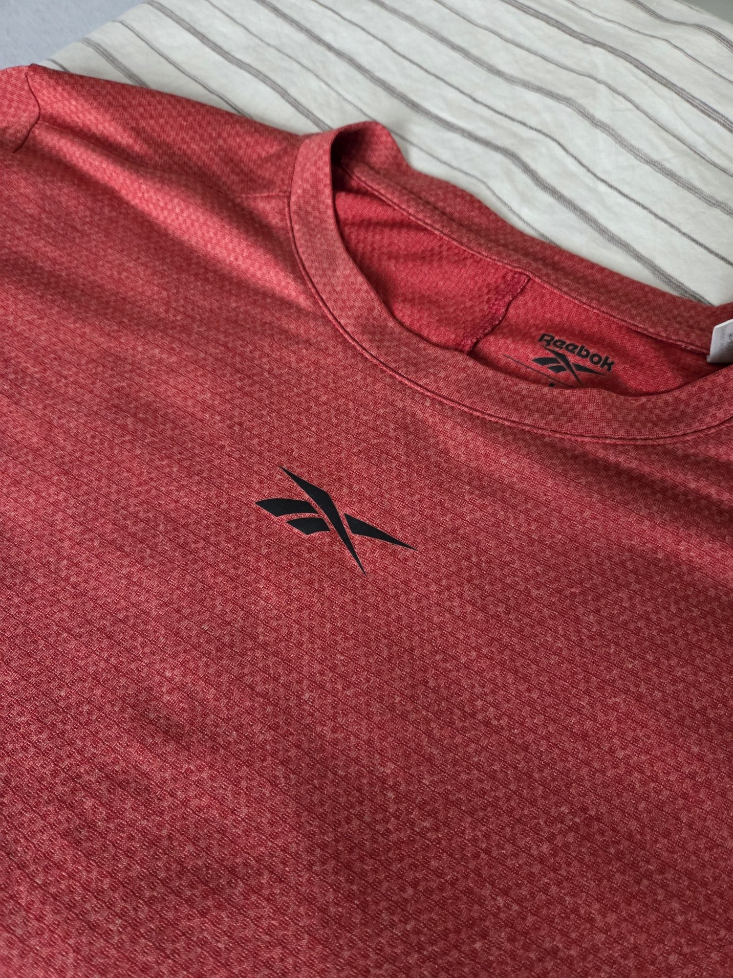 Koszulka termoaktywna sportowa reebok r.L stan bdb męska