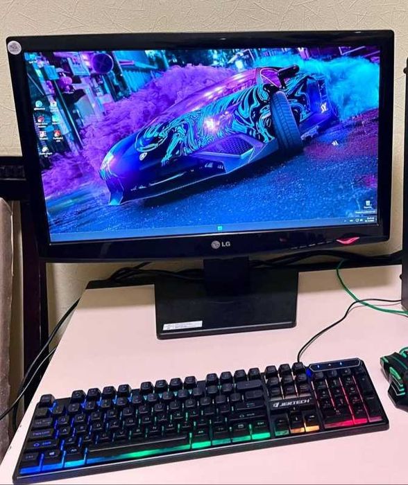 Комп'ютер 6 ядер, 16 гб озу, 2 гб відеокарта