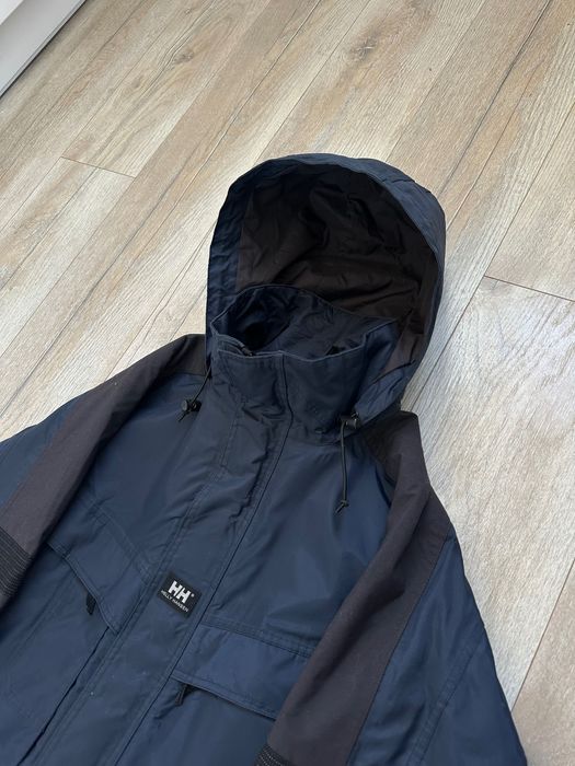 Куртка Helly Hansen M размер