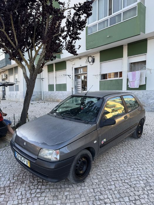 Renault clio mk1 1.2