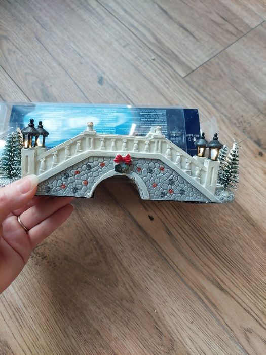 Most świąteczny led magic village