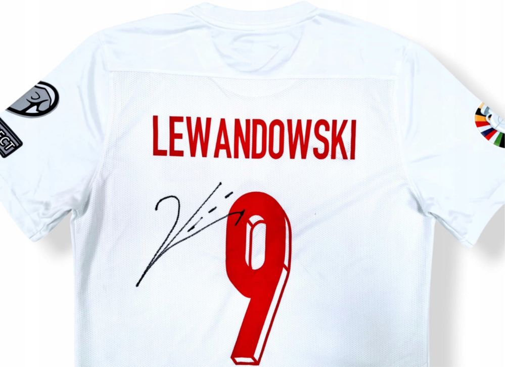 Robert Lewandowski -Polska -koszulka z  autografem  M (pol)