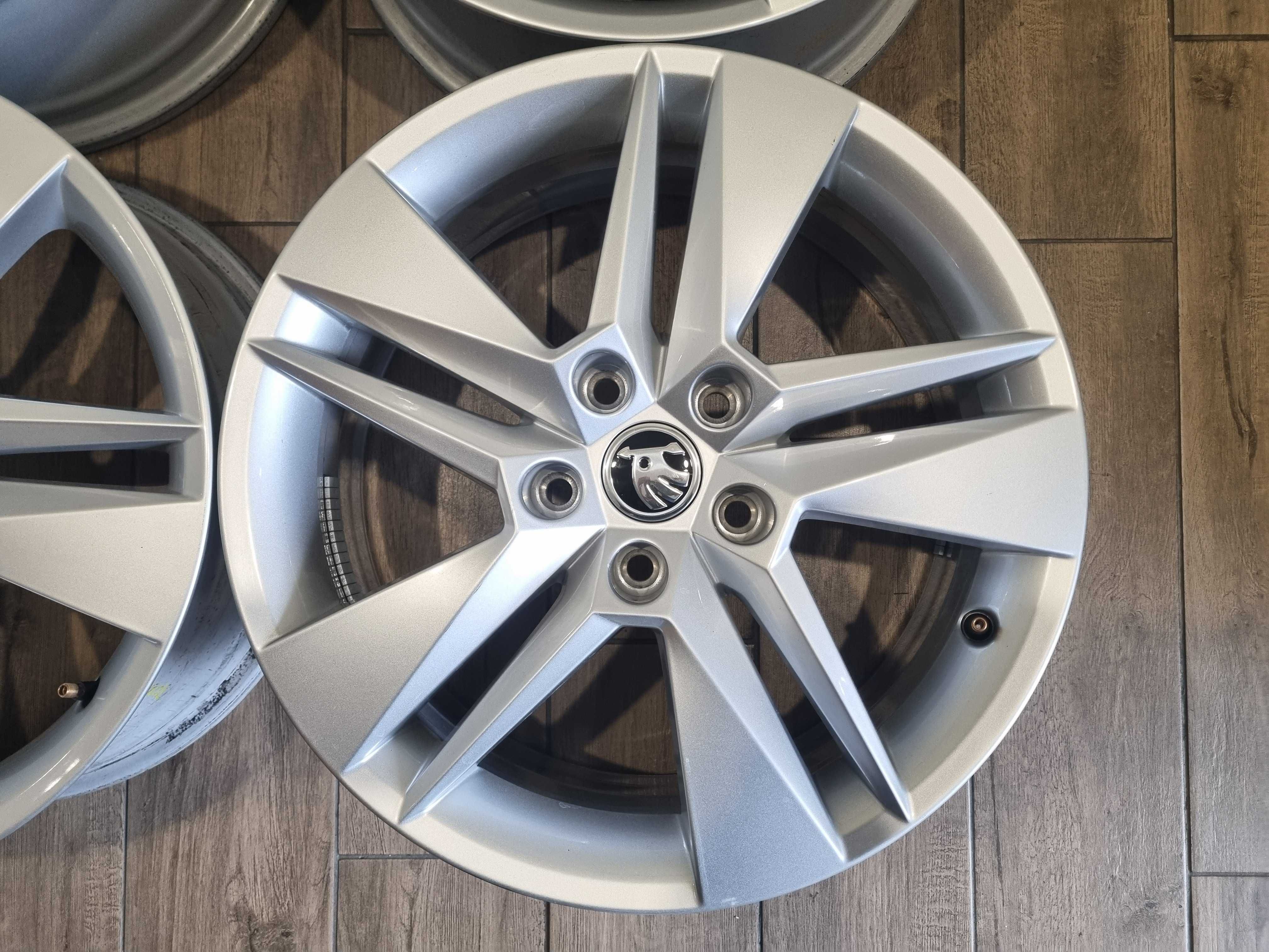 SKODA 5x112 Yeti Superb 2 3 Octavia II III IV Kodiaq VW ET48 Felgi 17