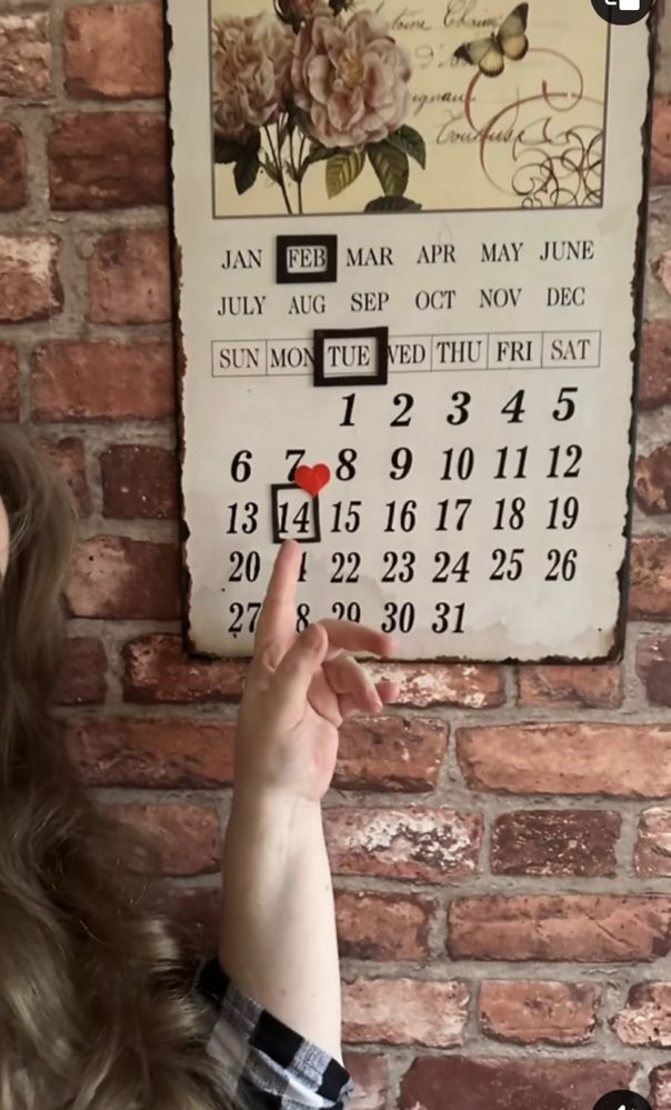 Kalendarz wiczny duży ścienny metalowy vintage z magnesami
