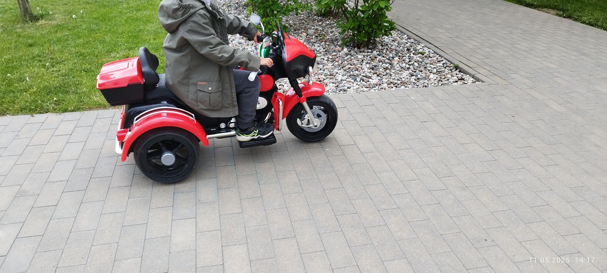 Motor trójkołowy na akumulator