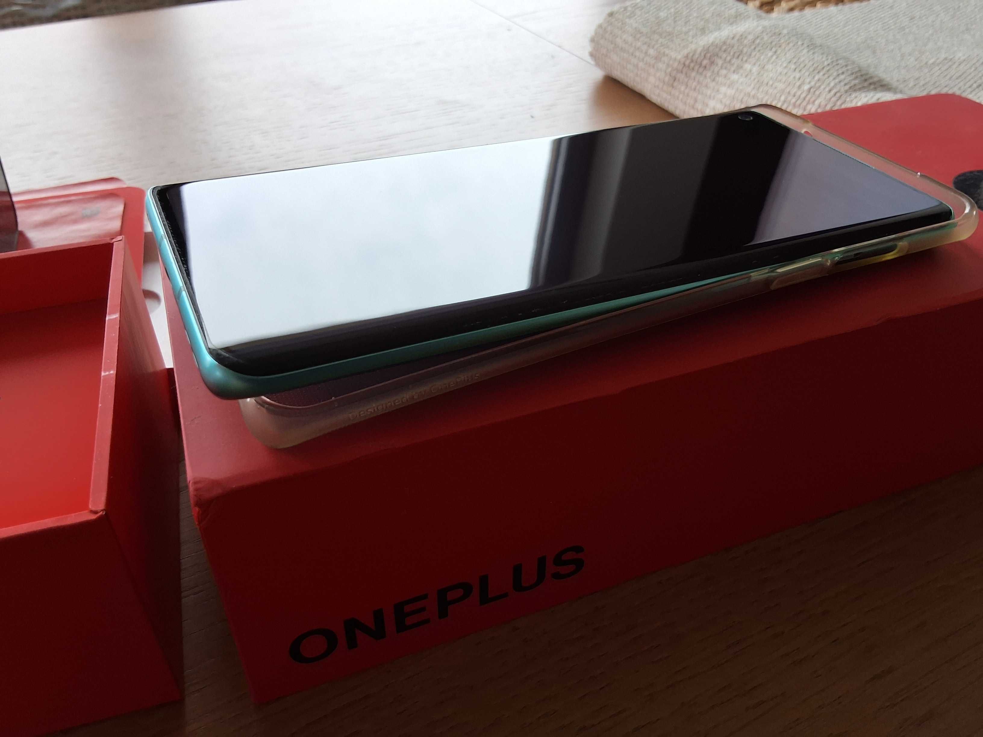 Oneplus 8 12/256 zielony w stanie idealnym