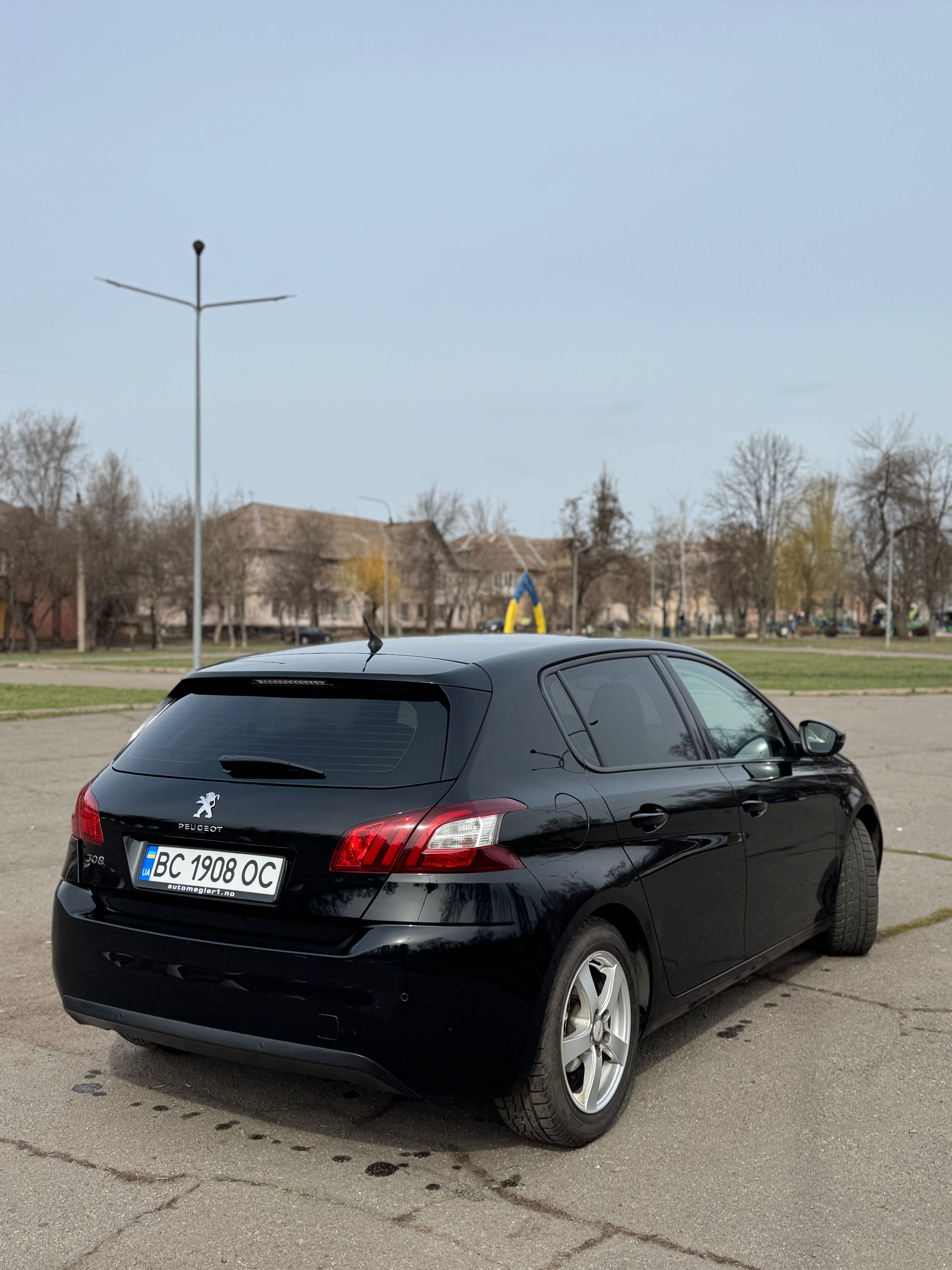 Peugeot 308 2014р, 1.6D механіка 5ст