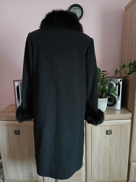Elegancki,włoski Płaszcz r,46[polskier.42]70%wełna obszycia natur.