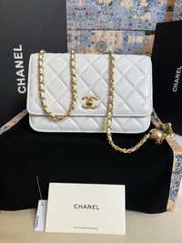Torebka WOC Chanel White Leather