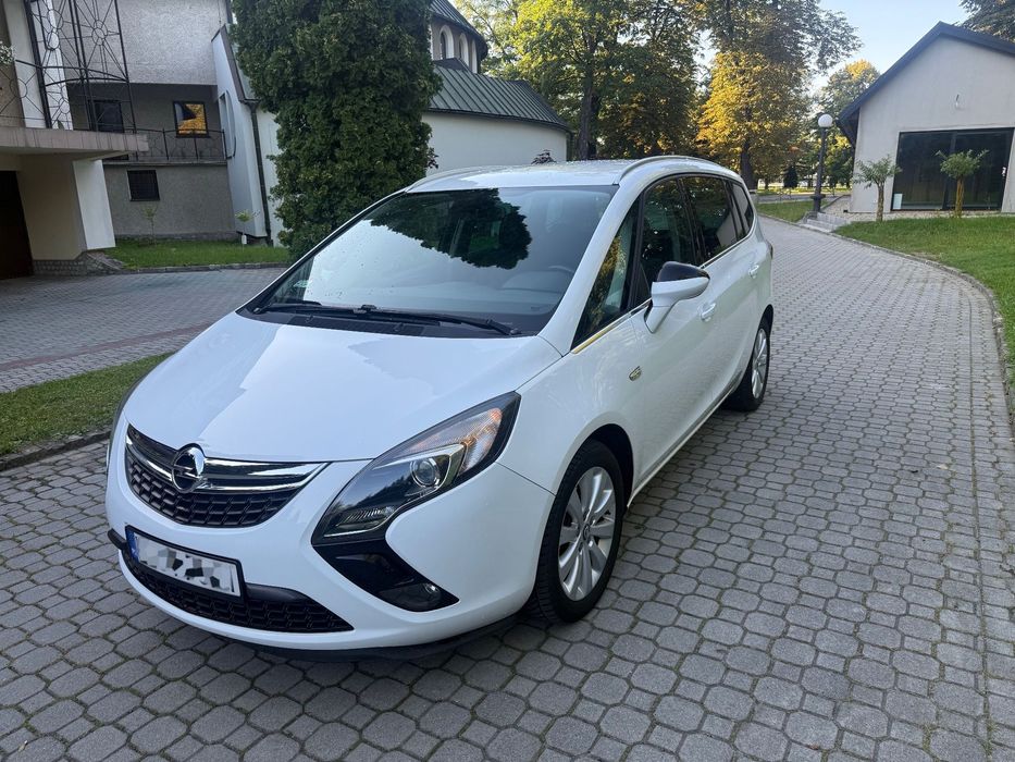 Opel Zafira 2016 rok, wersja 7-osobowa, bezwypadkowy, zadbany